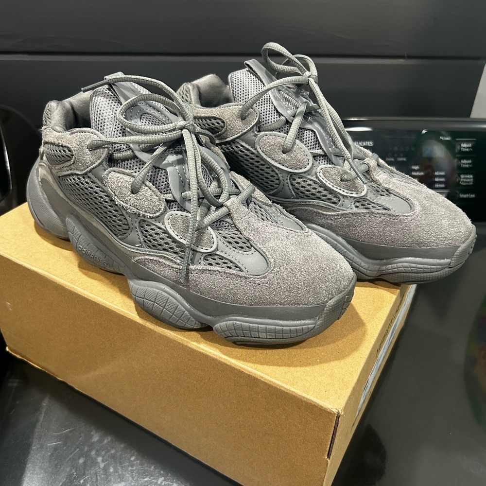 Yeezy 500 ‘Granite’